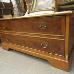 711 8569 CHEST OF DRAWERS